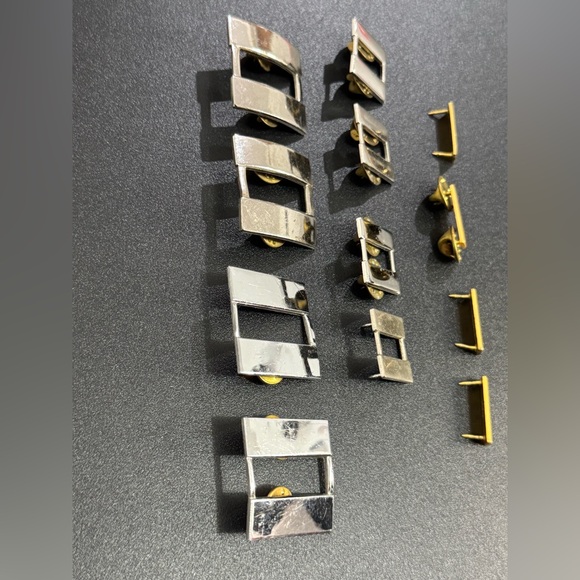 Vintage‎ Navy Gold Embossed Button Set and Bars - Picture 10 of 13